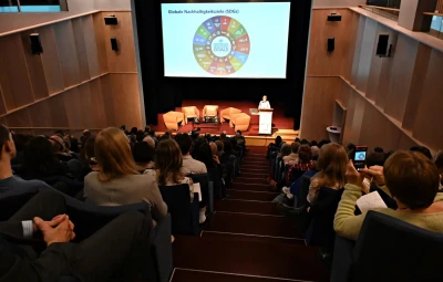 Gesamtansicht des Auditoriums/Veranstaltungsraums während der Lecture 2024